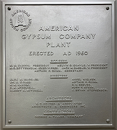 Plaque